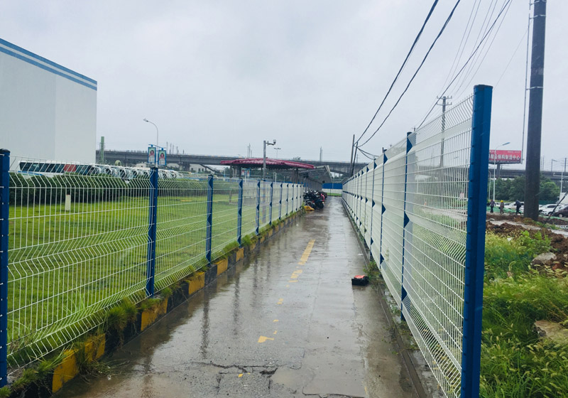 1535696540 1535696540